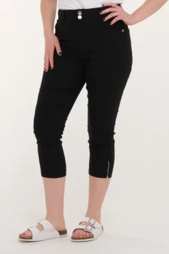 Zavanna Siri bengalin capri Sort Sale